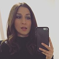 Image of Chelsea Peretti linking to their artist page due to link from them being at the top of the main table on this page