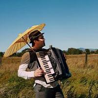 Image of Dan Cantrell linking to their artist page due to link from them being at the top of the main table on this page
