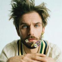Image of Dan Stevens linking to their artist page due to link from them being at the top of the main table on this page