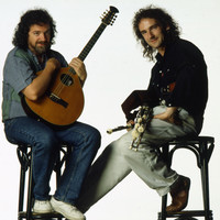 Avatar for the related artist Davy Spillane