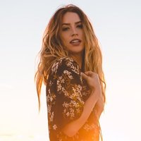 Image of Kylie Rae Harris linking to their artist page due to link from them being at the top of the main table on this page