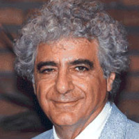 Avatar for the related artist Loris Tjeknavorian