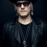 Avatar for the related artist Matt Sorum