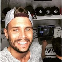 Avatar for the related artist Robin Bengtsson