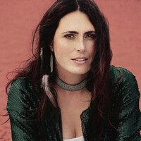 Image of Sharon den Adel linking to their artist page due to link from them being at the top of the main table on this page