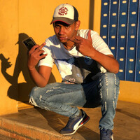 Image of Trillest linking to their artist page due to link from them being at the top of the main table on this page