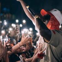 Image of Wallie the Sensei linking to their artist page due to link from them being at the top of the main table on this page