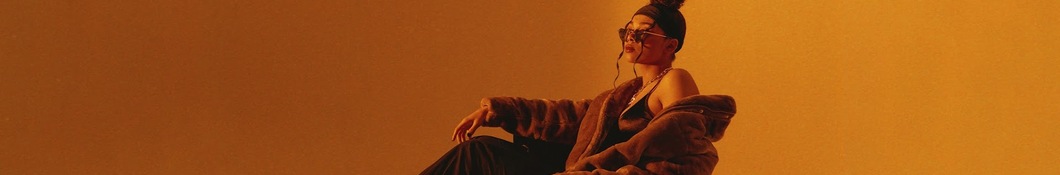 Large banner image of Brooke Combe headlining the page