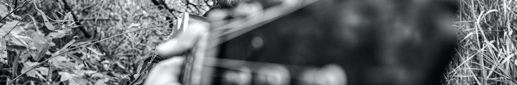 Large banner image of Chris Pierce linking to their artist page