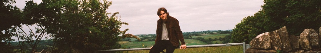Large banner image of Jonah Kagen linking to their artist page due to link from them being at the top of the main table on this page