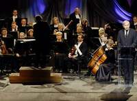 Thumbnail image for the event Louisville Orchestra Presents Our Kentucky Home featuring Chris Thile supplied by the hosting site