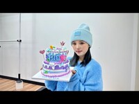 Thumbnail for the NiziU - 22歳になりました🩵 link, provided by host site
