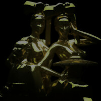 Image of Rux linking to their artist page due to link from them being at the top of the main table on this page
