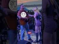 Thumbnail for the Hayley Williams - A Capricorn Sun, Virgo moon link, provided by host site