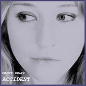 Image of Marte Wulff linking to their artist page due to link from them being at the top of the main table on this page