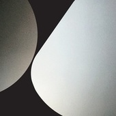 Image of Autechre linking to their artist page due to link from them being at the top of the main table on this page