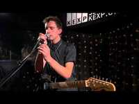 Thumbnail for the Lost Lander - Alpine Streets (Live on KEXP) link, provided by host site