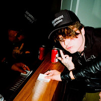 Thumbnail for the Chris Miles - ANTI POPSTAR link, provided by host site