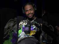 Thumbnail for the Eminem - Asked Big Sean for his autograph link, provided by host site