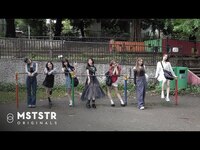 Thumbnail for the Billlie - [B-side log] in Japan #8 | 빌리가 공원에서 노는 법🛝 | 마르디 메크르디 비하인드🐰 link, provided by host site