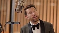 Thumbnail for the Brett Eldredge - Baby, It's Cold Outside (Latin Version) link, provided by host site