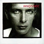 Image of Miossec linking to their artist page due to link from them being at the top of the main table on this page