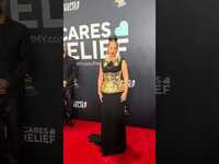 Thumbnail for the Alicia Keys - Breathtaking on the #GRAMMYs red carpet #entertainthis link, provided by host site