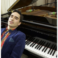 Thumbnail for the Alberto Dominguez - Broken Wings link, provided by host site