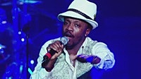 Image of Anthony Hamilton linking to their artist page due to link from them being at the top of the main table on this page