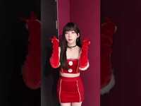 Thumbnail for the Class:y - 메리크리스마스🎄🎅💚 #CLASSy #클라씨 #HYEJU #혜주 #shorts link, provided by host site