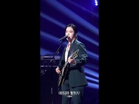 Thumbnail for the CNBlue - [하이라이트]CNBLUE(씨엔블루)-그리운건그대일까그때일까(ASleeplessNight) [더 시즌즈-이영지의 레인보우] | KBS 방송 link, provided by host site