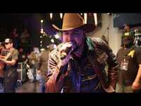 Thumbnail for the Miguel - Comando - El Sierra (en vivo desde Tijuana) link, provided by host site