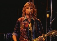 Thumbnail for the Indigo Girls - Compromise (Live At The Fillmore) link, provided by host site