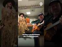 Thumbnail for the LeAnn Rimes - Continues singing after teeth fall out mid-song | GMA link, provided by host site