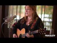 Thumbnail for the Gretchen Peters - Folk Alley Sessions at 30A: "Disappearing Act" link, provided by host site