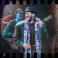 Thumbnail for the Juan Luis Guerra 4.40 - Elena link, provided by host site