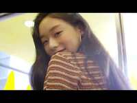 Thumbnail for the KIMDOAH - 김도아 - ETUDE 쨍쨍한 컬러가 착! 컬러풀 비비드 틴트 출시!💋 link, provided by host site