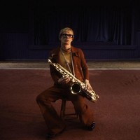 Image of Jimi Tenor linking to their artist page due to link from them being at the top of the main table on this page