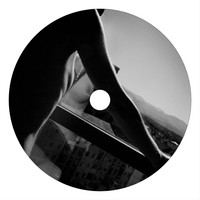 Image of Ell-Er linking to their artist page due to link from them being at the top of the main table on this page