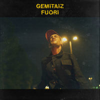 Image of Gemitaiz linking to their artist page due to link from them being at the top of the main table on this page