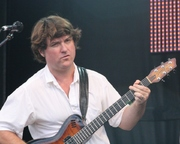 Thumbnail for the Keller Williams - Gathering of the Vibes link, provided by host site