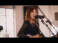 Thumbnail for the Molly Tuttle - Dooley's Farm link, provided by host site