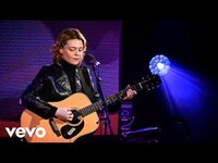 Thumbnail for the Maggie Rogers - Greedy (Tate McRae cover) in the Live Lounge link, provided by host site