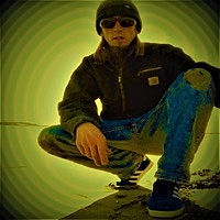 Image of Joshua Tree linking to their artist page due to link from them being at the top of the main table on this page