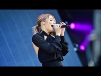 Thumbnail for the LeAnn Rimes - How To Kiss A Boy (Radio 2 Live in Hyde Park 2016) link, provided by host site