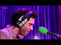 Thumbnail for the MIKA - I Only Wanna be with you (Live at Elton John's Piano) link, provided by host site