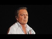 Thumbnail for the David Cassidy - In Critical Condition, Suffers Organ Failure link, provided by host site