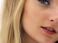 Thumbnail for the Juliana Hale - JulianaHaleVEVO Live Stream link, provided by host site