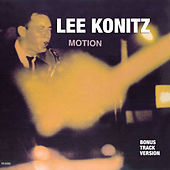 Image of Lee Konitz linking to their artist page due to link from them being at the top of the main table on this page