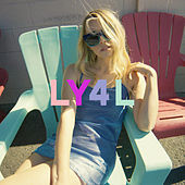 Image of Katelyn Tarver linking to their artist page due to link from them being at the top of the main table on this page